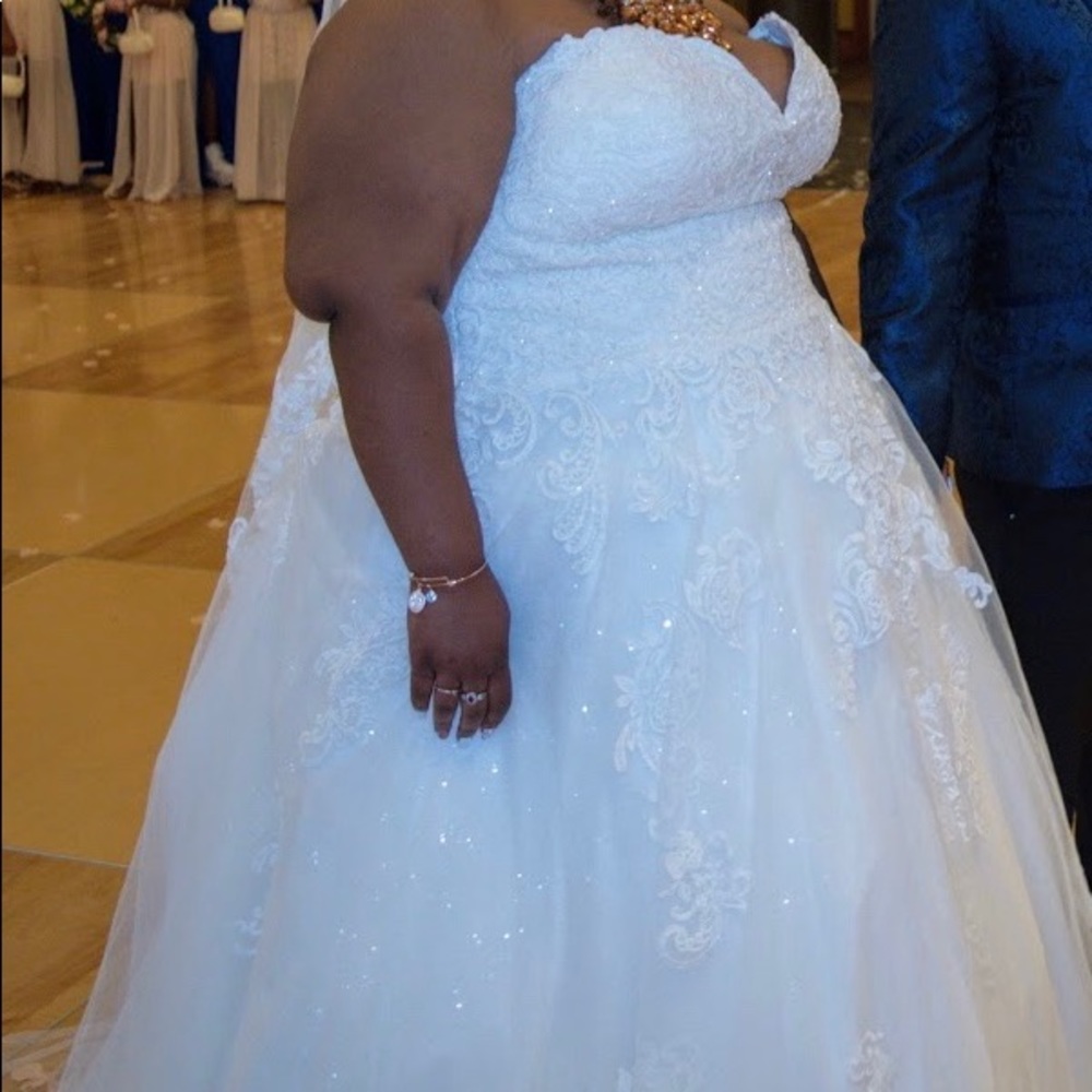 Wedding dress wore once